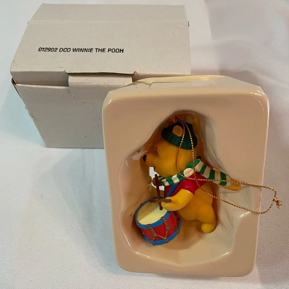 Vintage Disney Christmas ornament - Winnie the Pooh - in original box